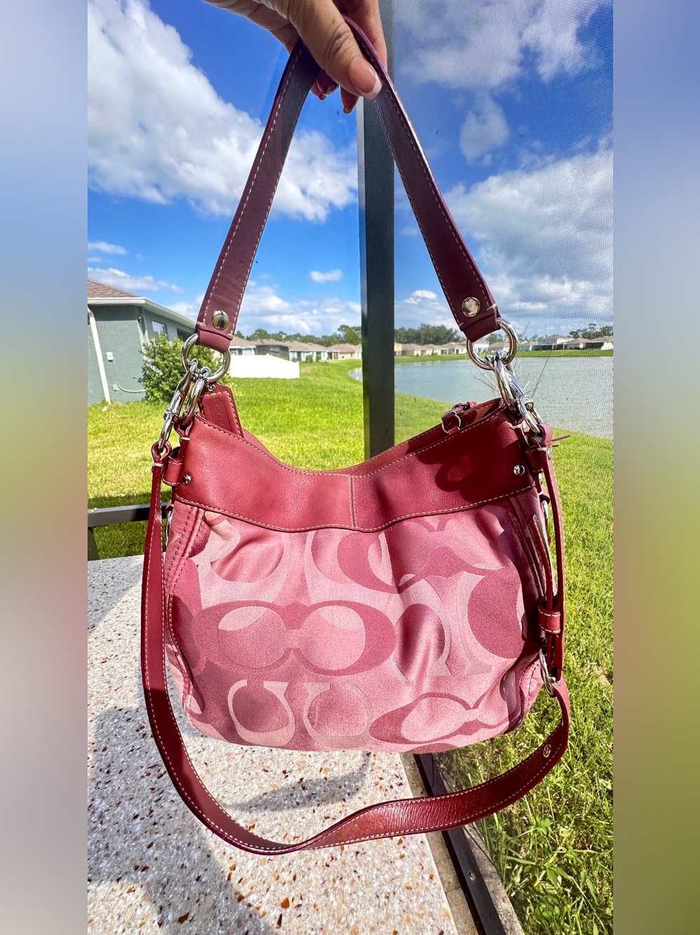Coach Zoe Optic Signature Hobo Bag F14711 Pink
